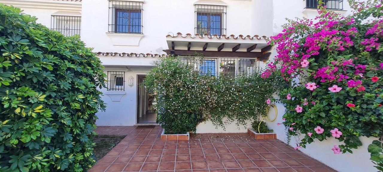 Maison Marbella Proche De La Mer Exterior foto