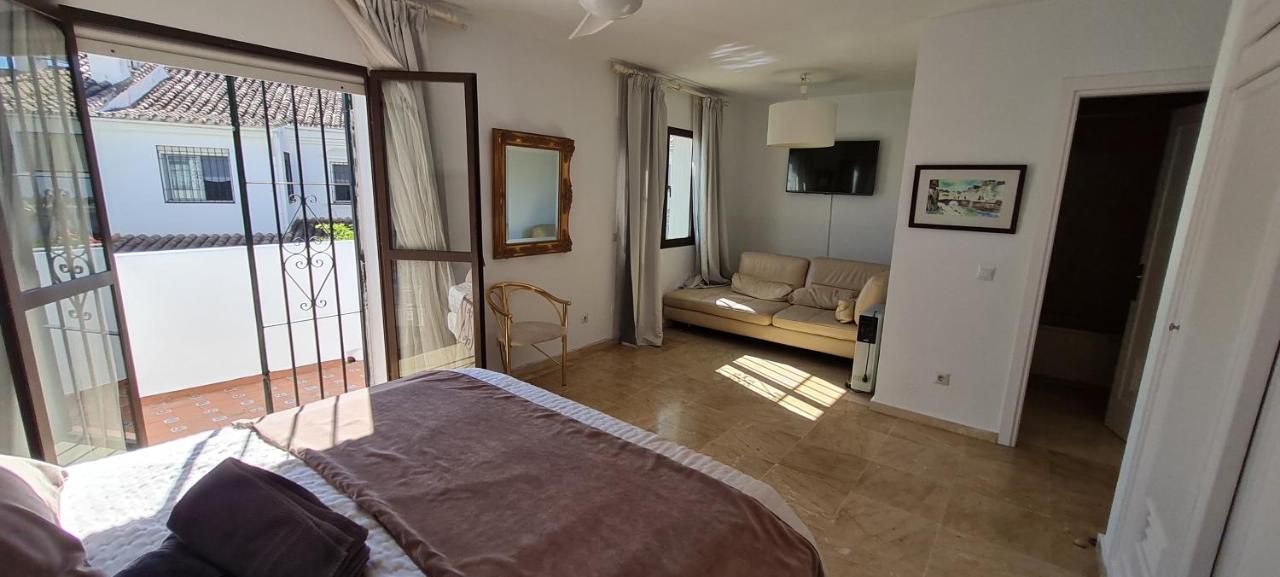 Maison Marbella Proche De La Mer Exterior foto